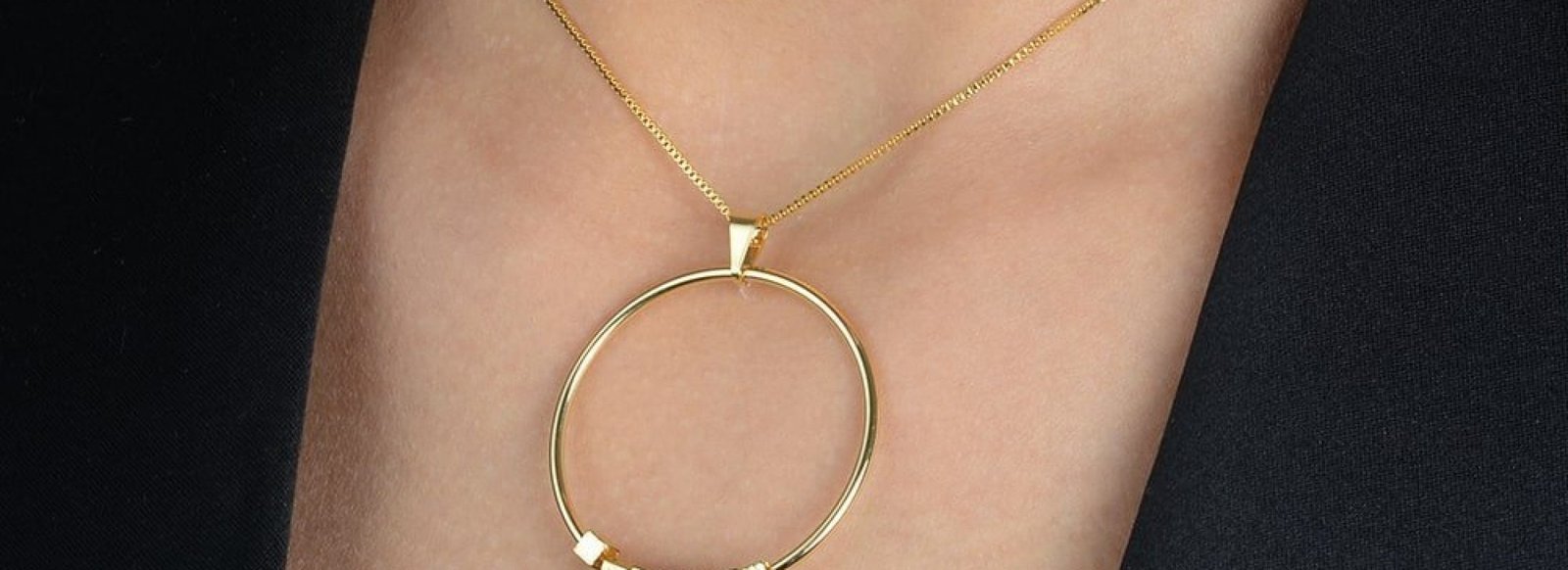 colar-dourado-religioso-3-medalhas-espirito-santo